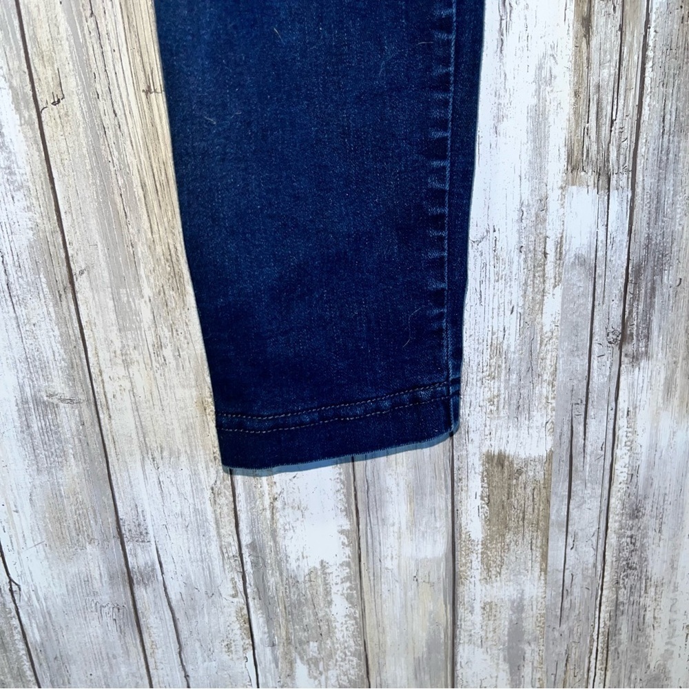 White House Black Market High Rise Runway Legging Dark Wash Denim Women’s 6 - Picture 3 of 6